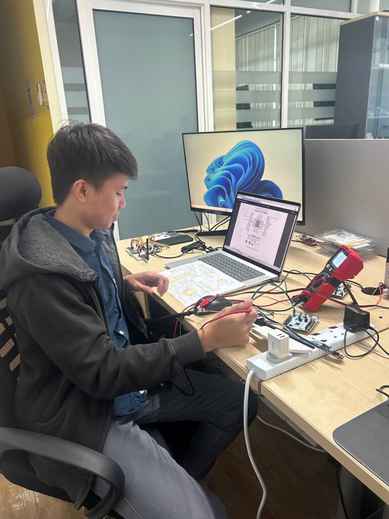 -6102853257660576934_121